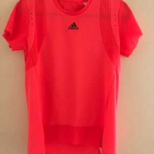 Adidas T-shirt